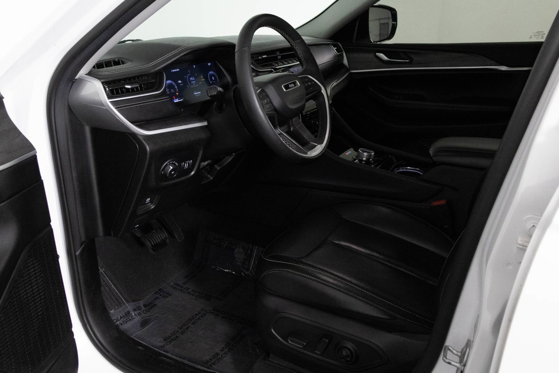 Used 2023 Jeep Grand Cherokee Limited w/ Trailer Tow Prep Group (B) image 19