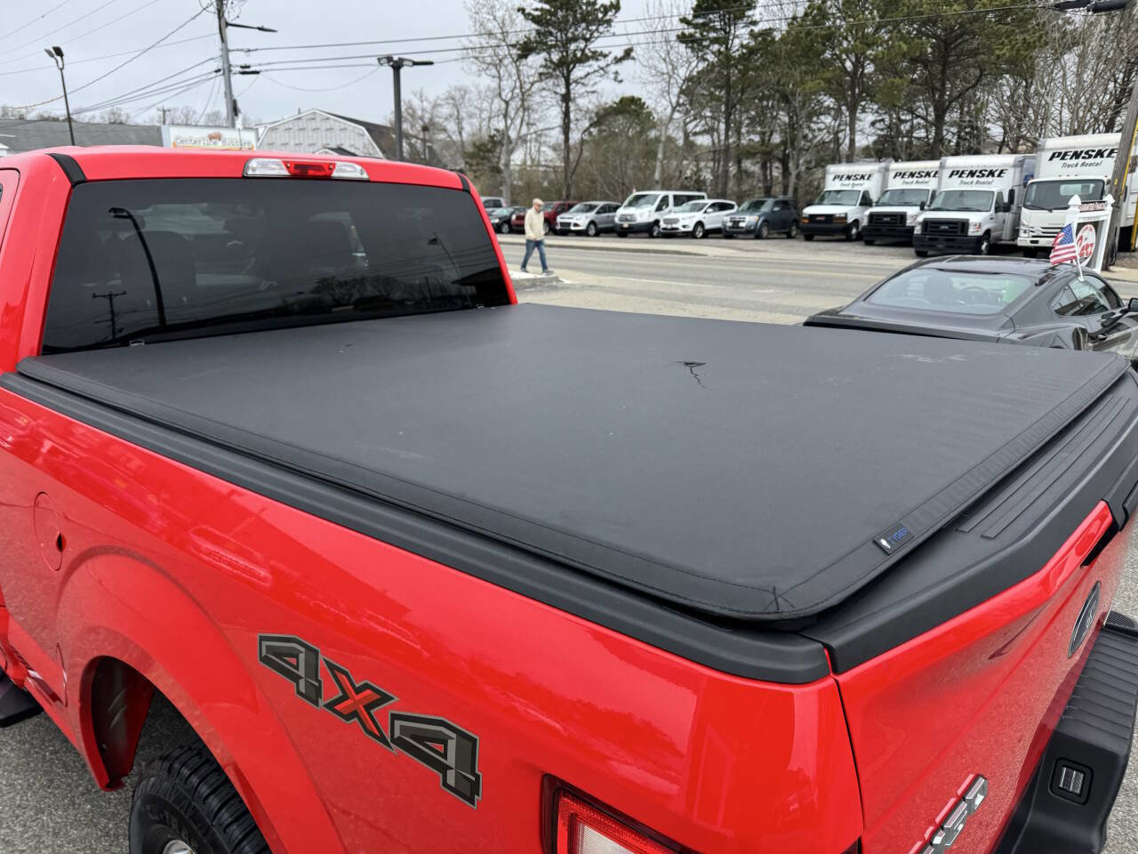 Used 2015 Ford F150 XLT w/ Equipment Group 301A Mid AWD/4WD image 8