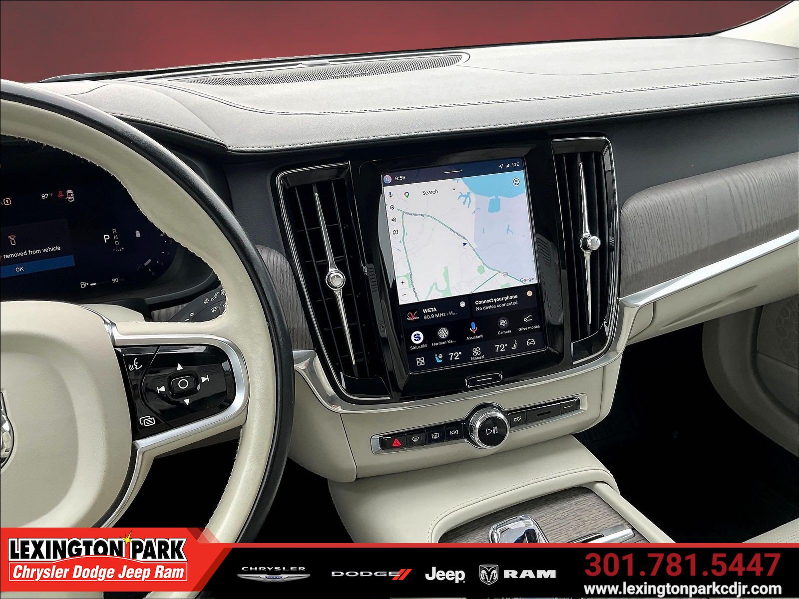Used 2023 Volvo V90 B6 Cross Country Ultimate AWD/4WD image 9
