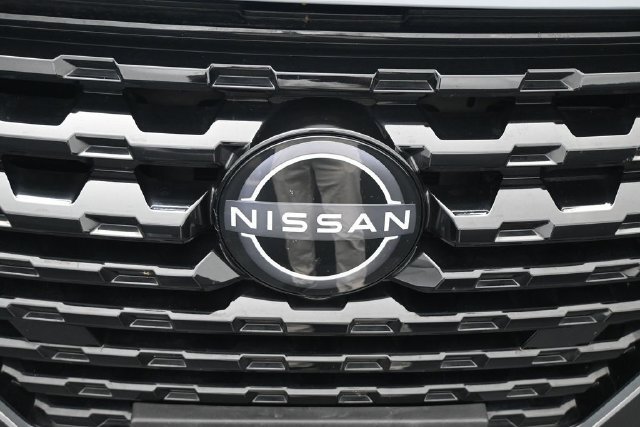 Used 2023 Nissan Kicks SV FWD image 43