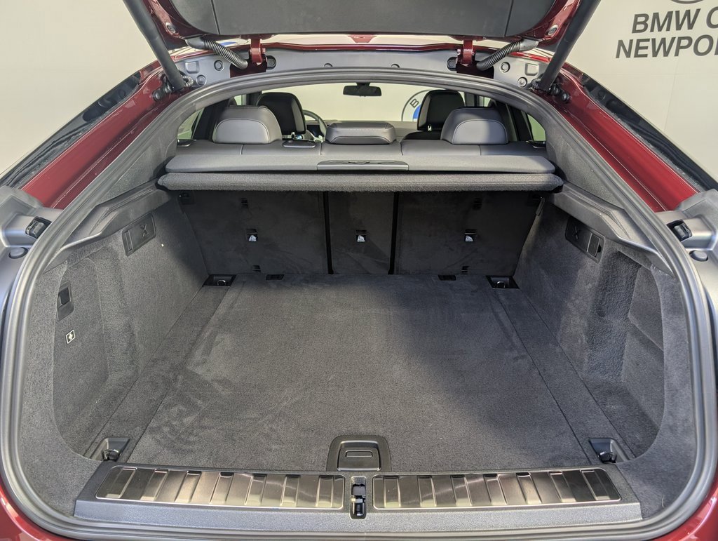 New 2026 BMW X6 xDrive40i w/ Climate Comfort Package image 19