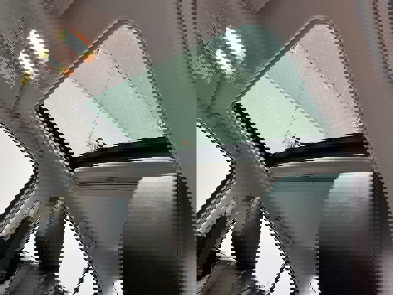 Used 2016 MAZDA MAZDA3 i Grand Touring image 6