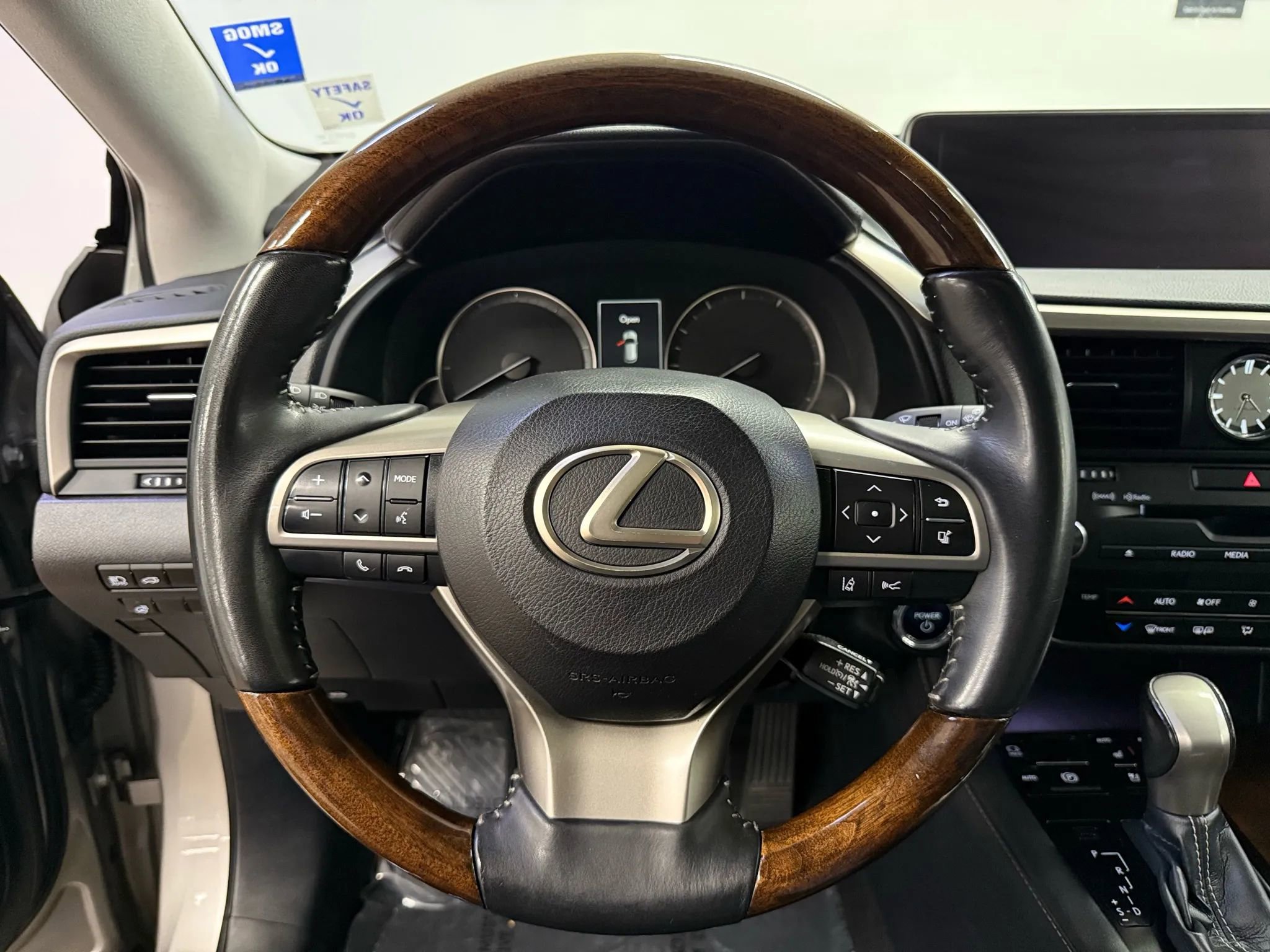 Used 2018 Lexus RX 450h AWD w/ Premium Package image 17