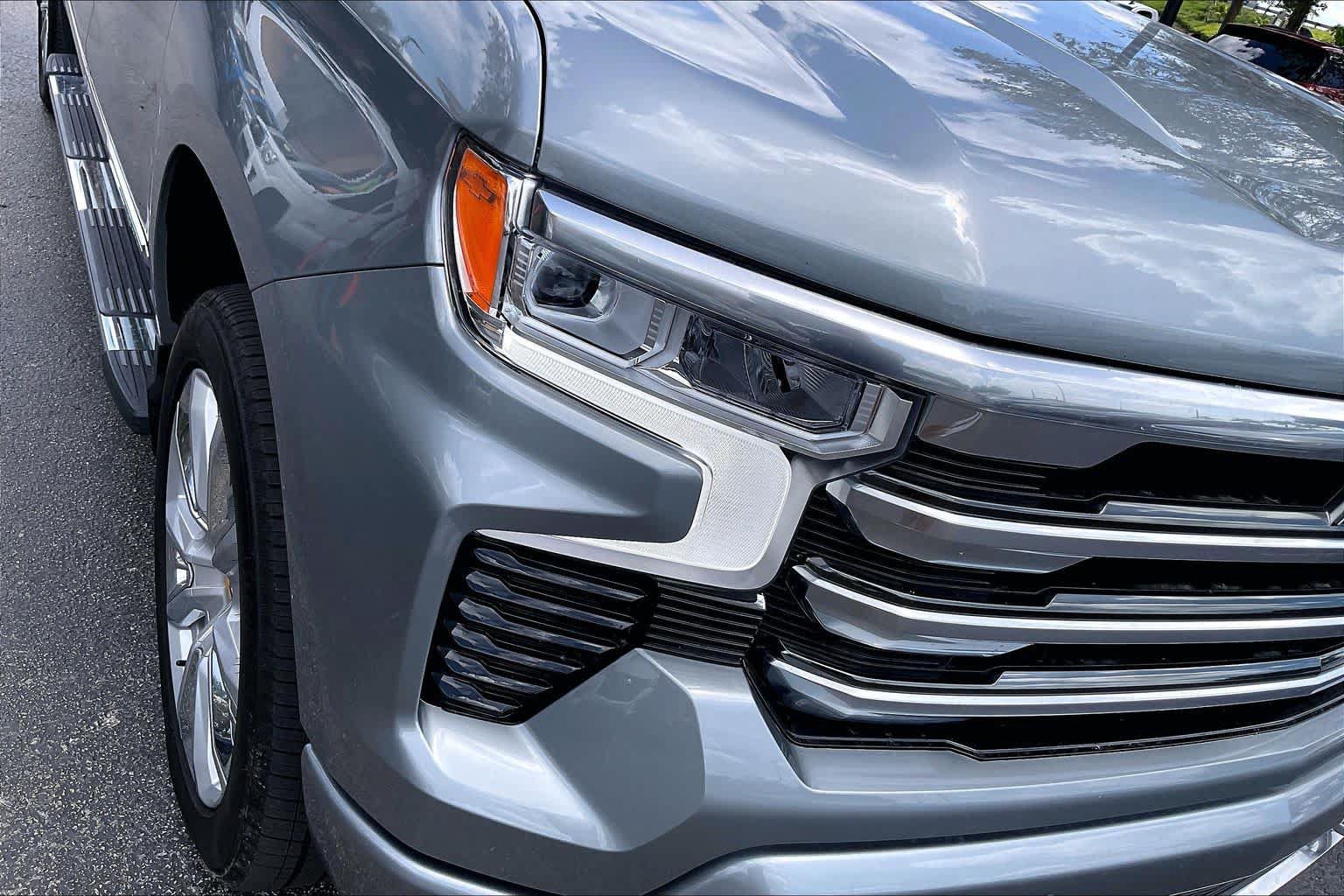 Used 2026 Chevrolet Silverado 1500 High Country w/ High Country Premium Package AWD/4WD image 53