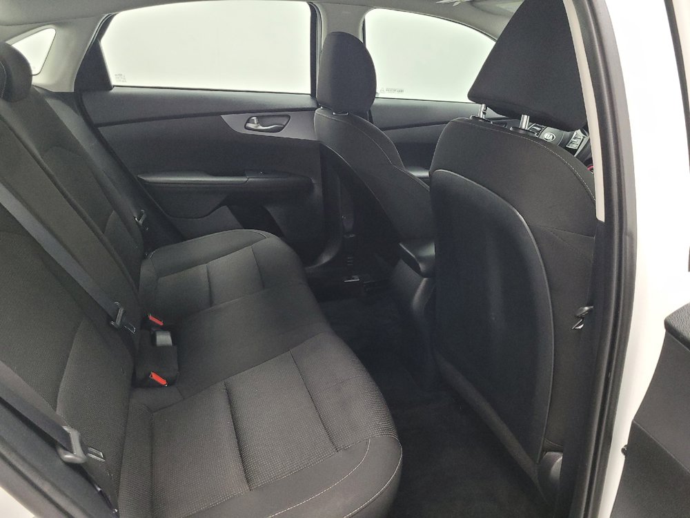 Used 2021 Kia Forte LXS FWD image 19