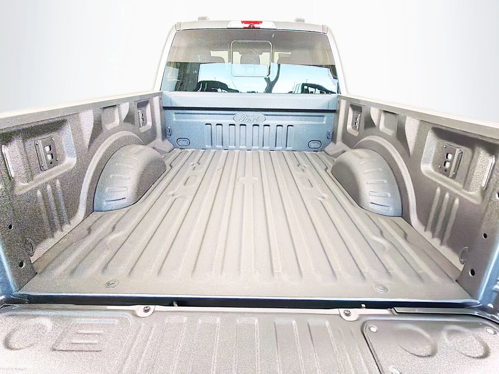 New 2026 Ford F250 XLT w/ XLT Premium Package image 27