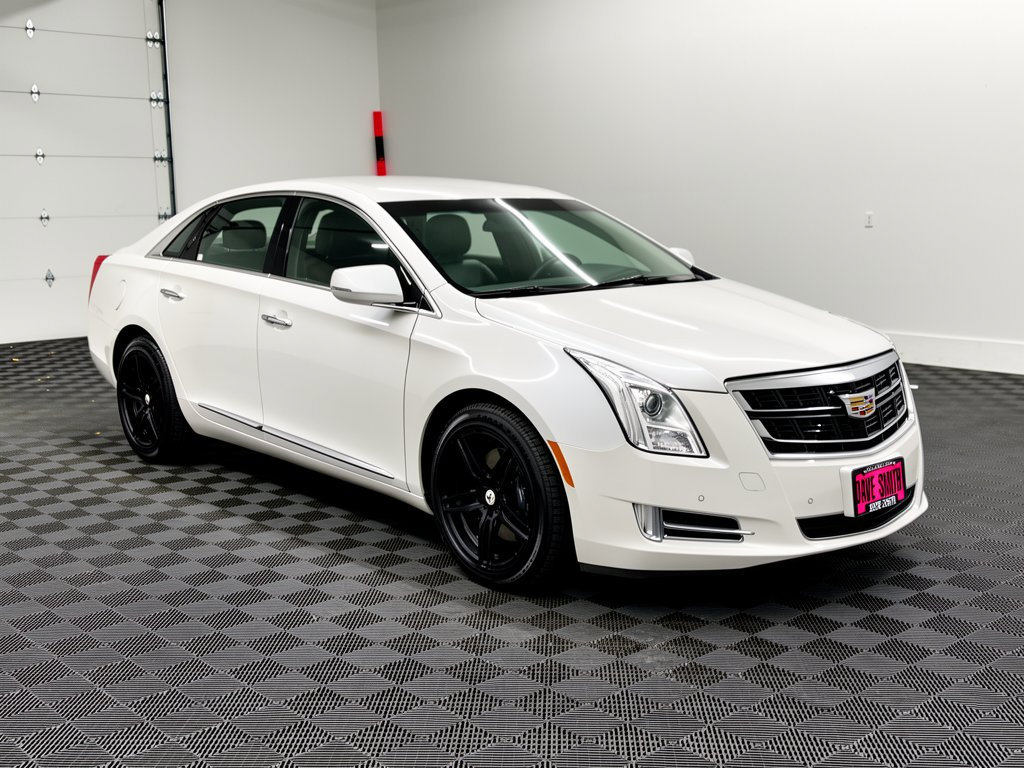 Used 2017 Cadillac XTS Luxury AWD/4WD image 7