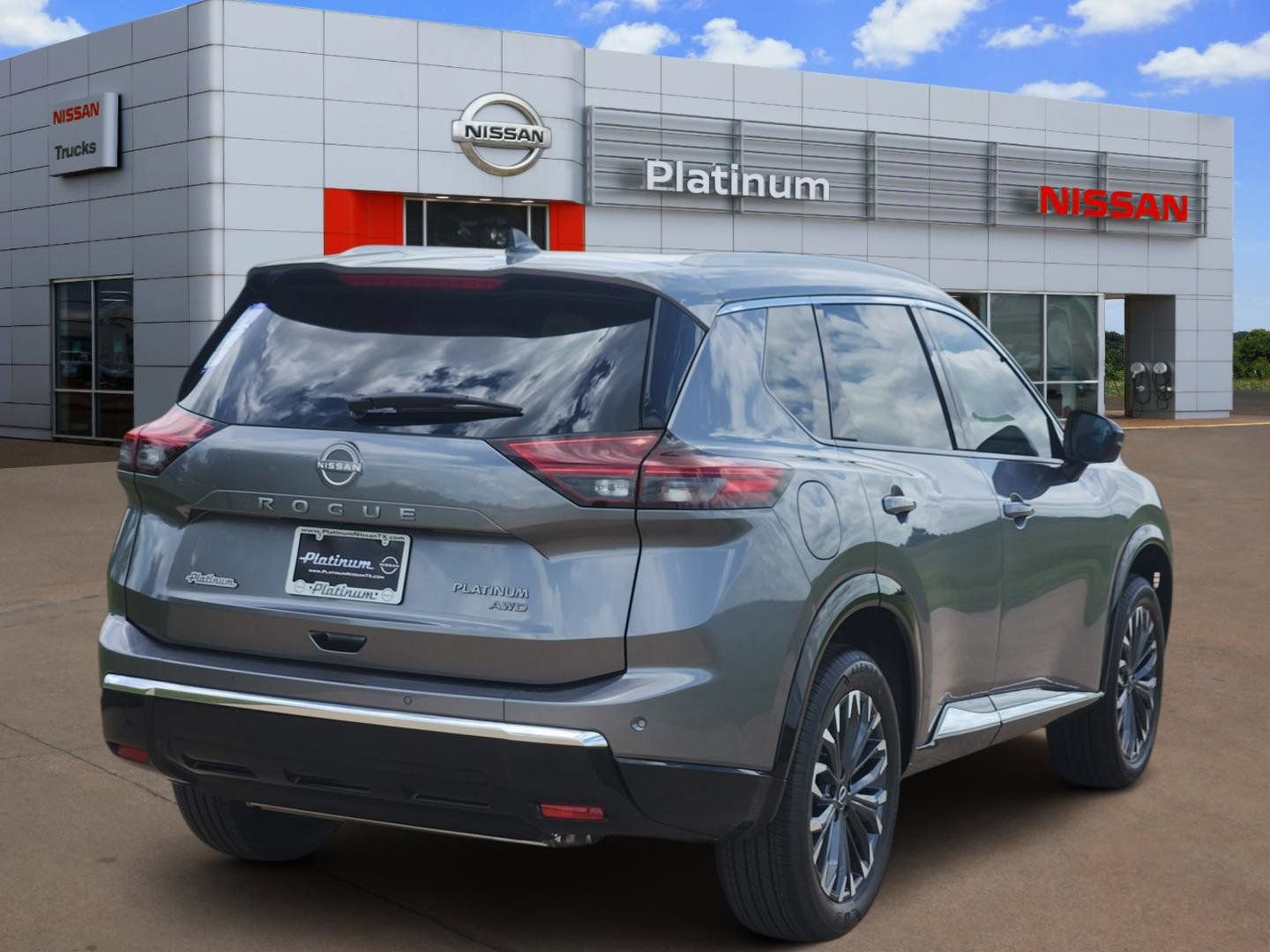 New 2026 Nissan Rogue Platinum w/ Platinum Premium Package AWD/4WD image 4