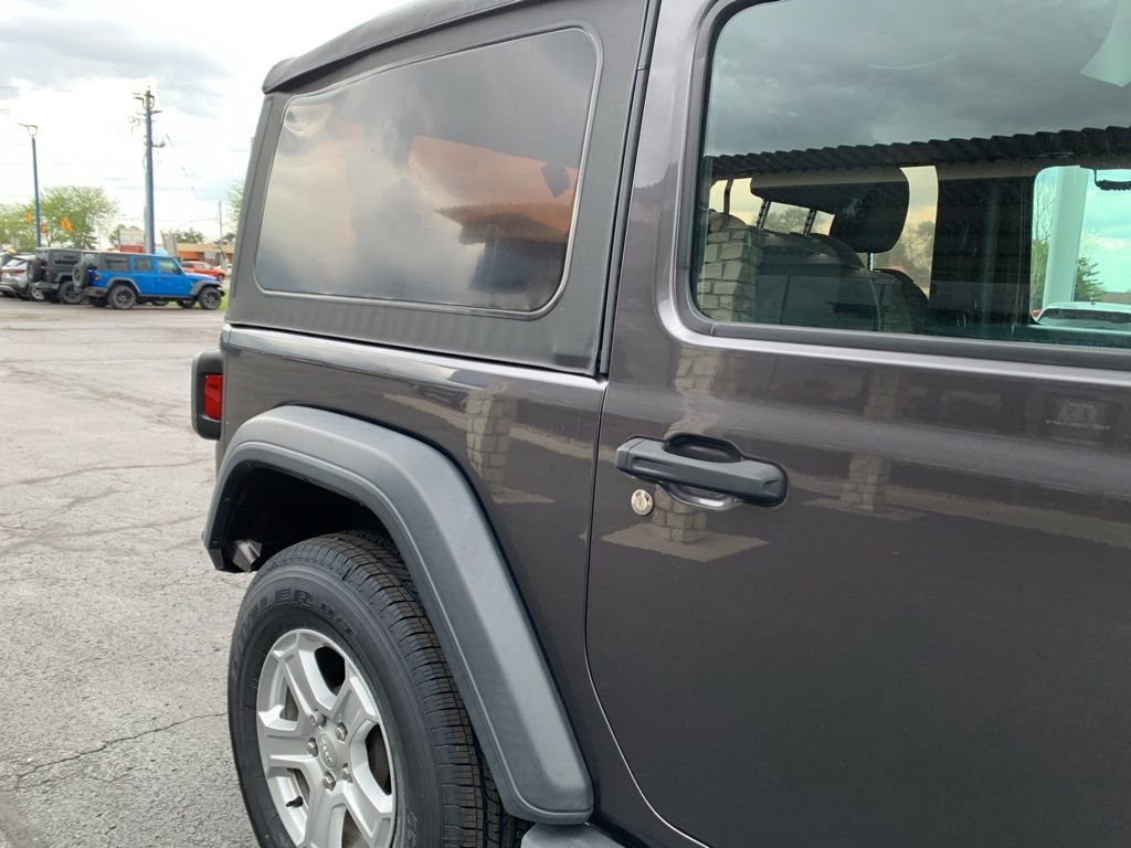 Used 2020 Jeep Wrangler Sport AWD/4WD image 18