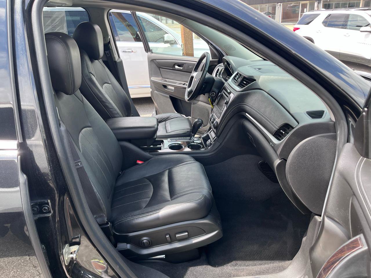 Used 2015 Chevrolet Traverse LTZ w/ LPO, 'HIT The Road' Package AWD/4WD image 19