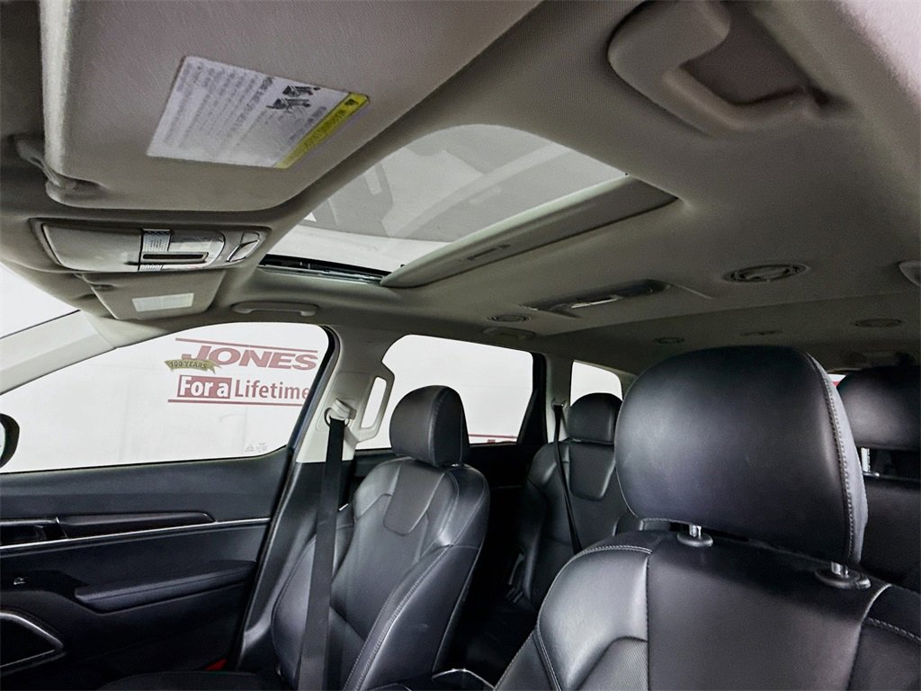 Used 2023 Kia Telluride S w/ S Sunroof Package image 11