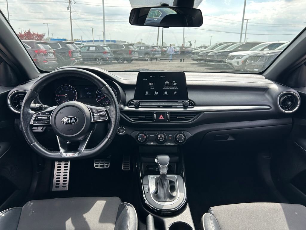 Used 2021 Kia Forte GT-Line image 9
