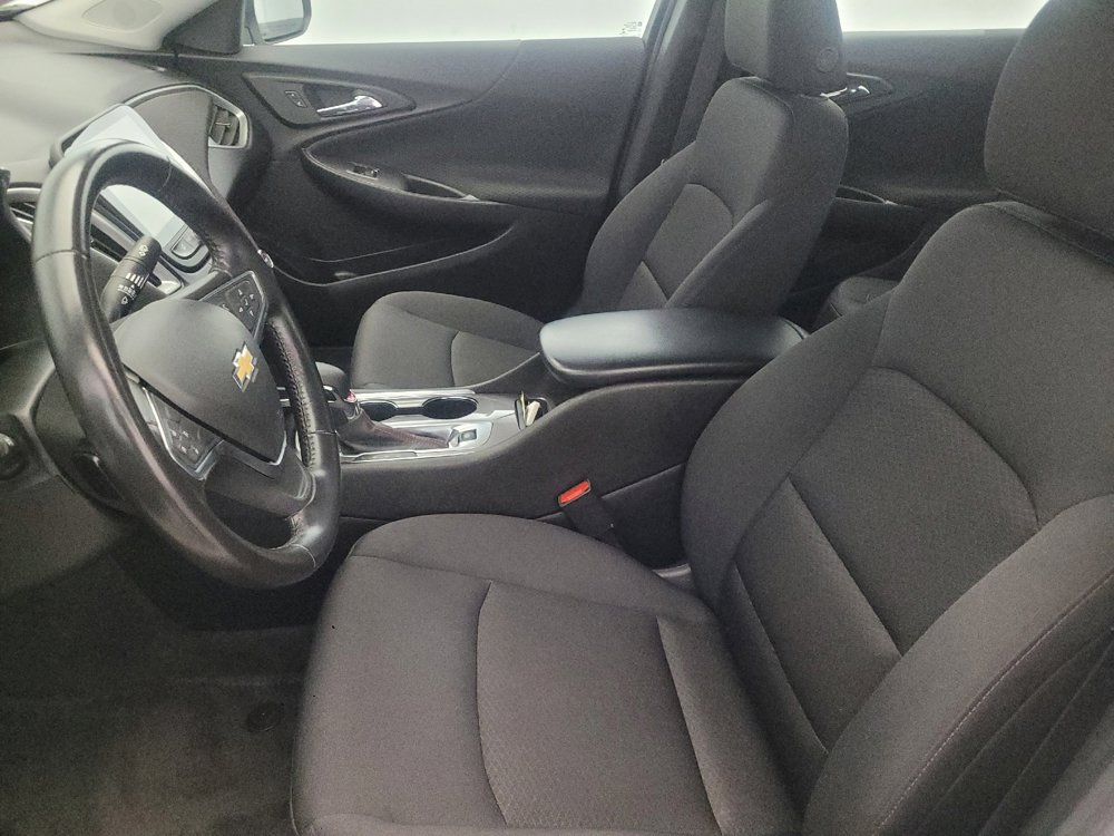 Used 2022 Chevrolet Malibu RS image 17