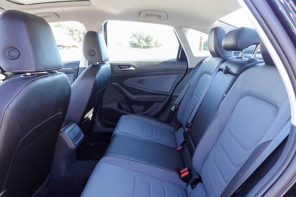 New 2025 Volkswagen Jetta SEL image 23