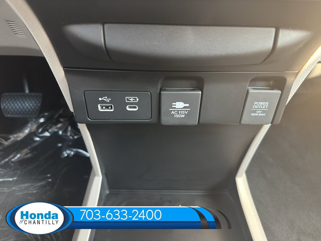New 2026 Honda Odyssey Touring image 17
