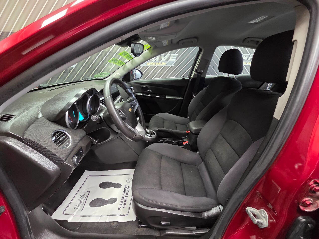 Used 2014 Chevrolet Cruze LT FWD image 18