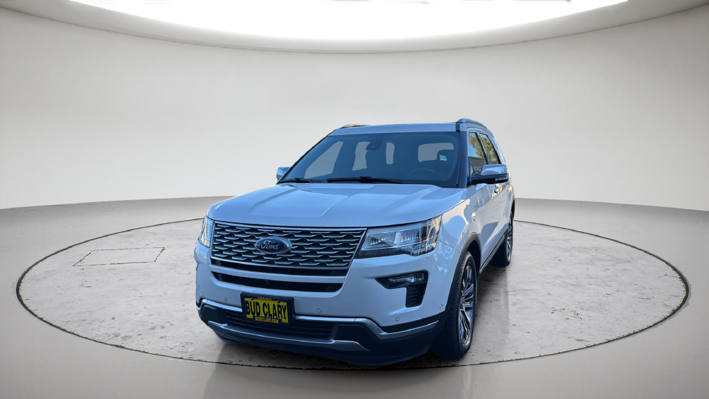Used 2019 Ford Explorer Platinum AWD/4WD image 2