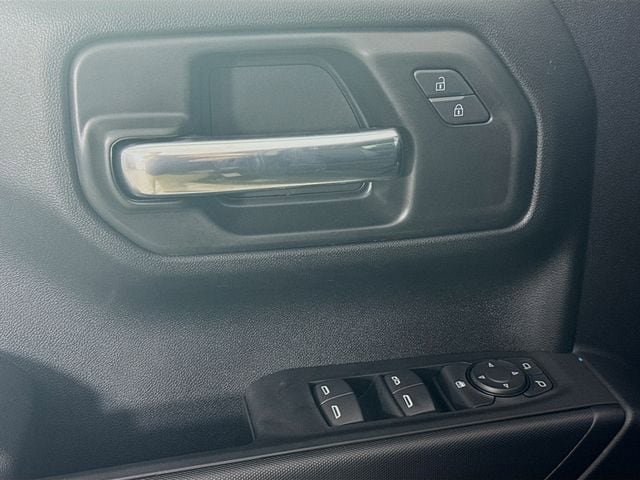 Used 2026 Chevrolet Silverado 1500 Custom AWD/4WD image 18