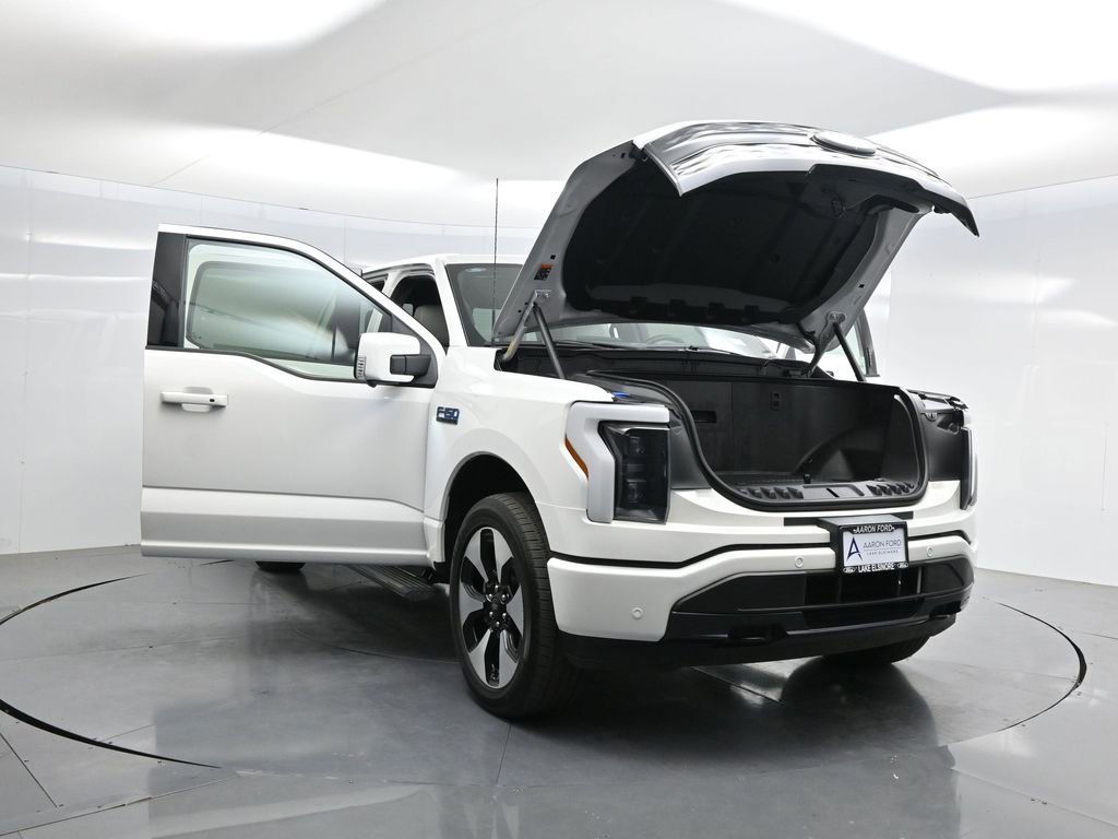 Used 2024 Ford F150 Lightning Platinum image 37