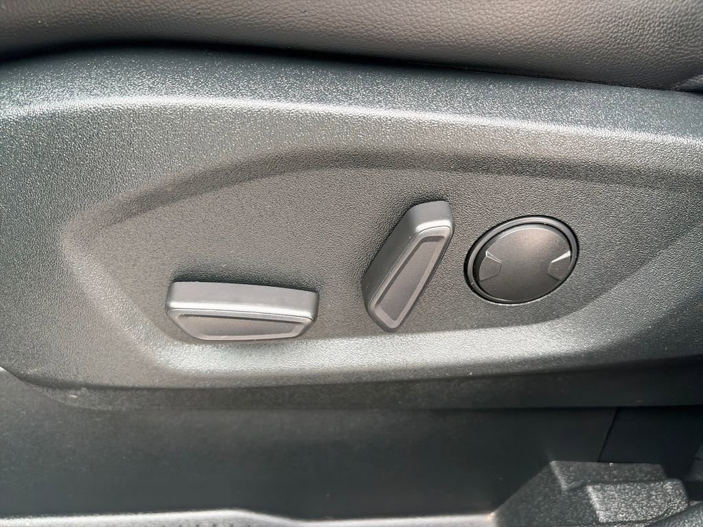 Used 2022 Ford Edge ST-Line AWD/4WD image 18