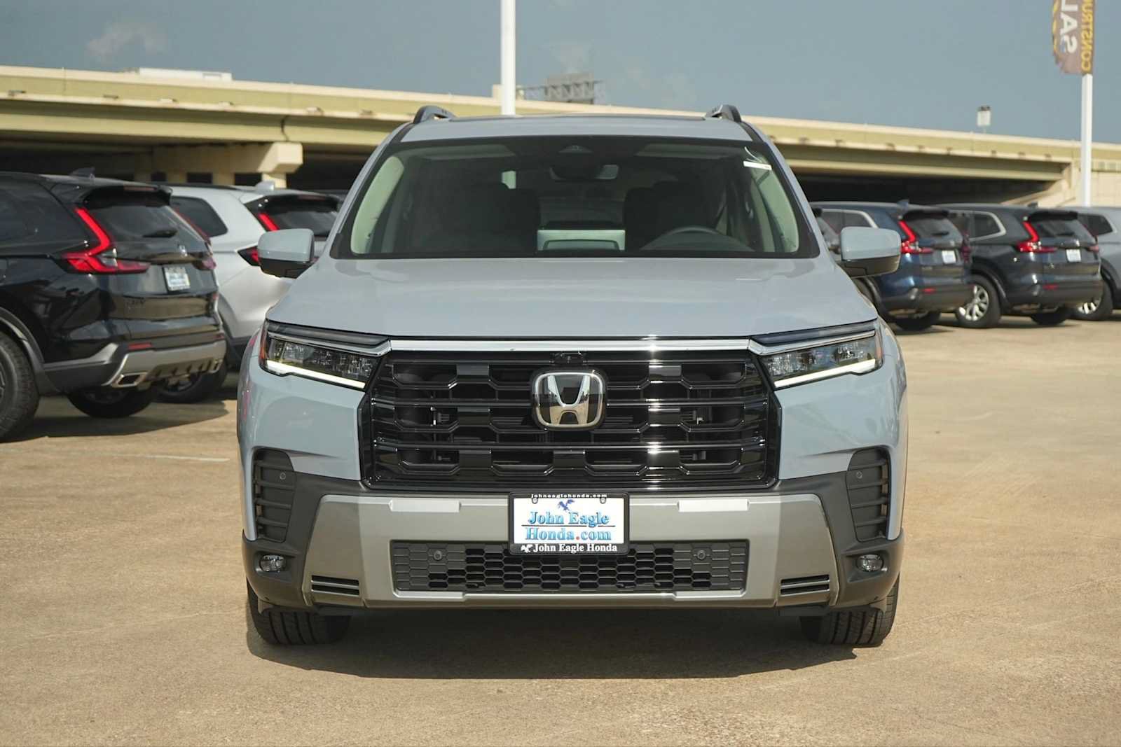 New 2026 Honda Pilot Touring image 6