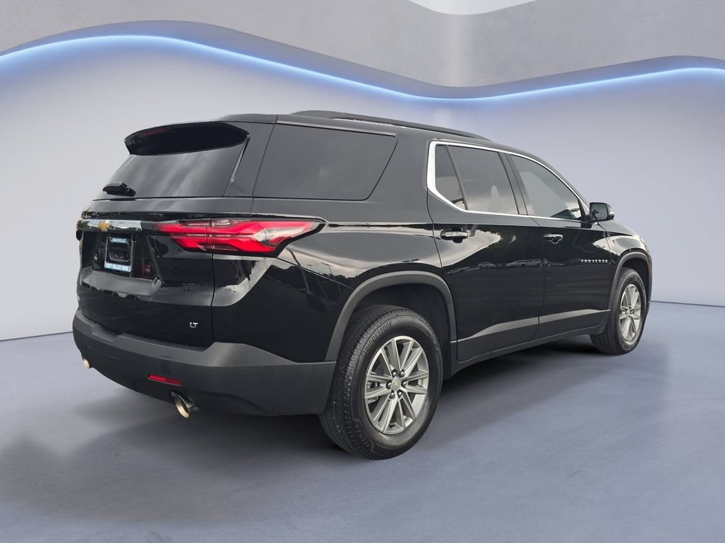 Used 2023 Chevrolet Traverse LT FWD image 5