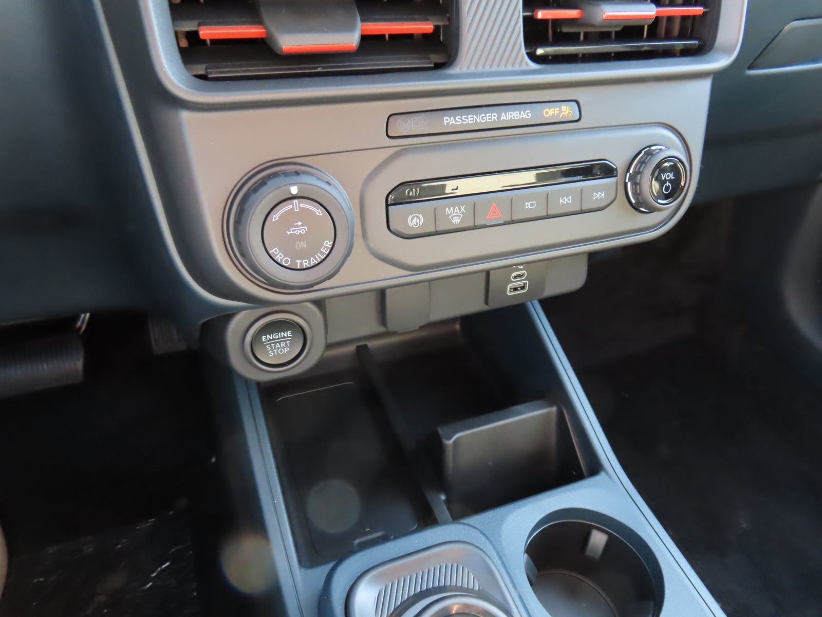 New 2026 Ford Maverick Lariat AWD/4WD image 14