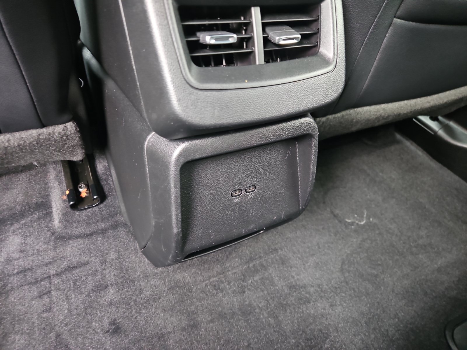 Used 2024 Chevrolet Equinox EV LT FWD image 13