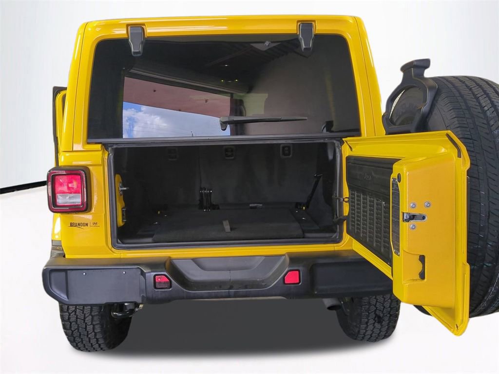 Used 2019 Jeep Wrangler Unlimited Sahara image 14