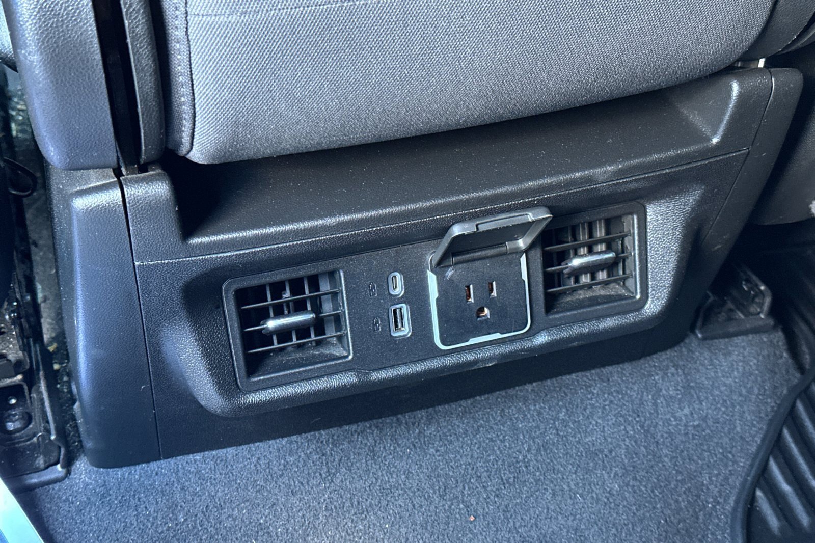 Used 2022 GMC Sierra 1500 Elevation image 40