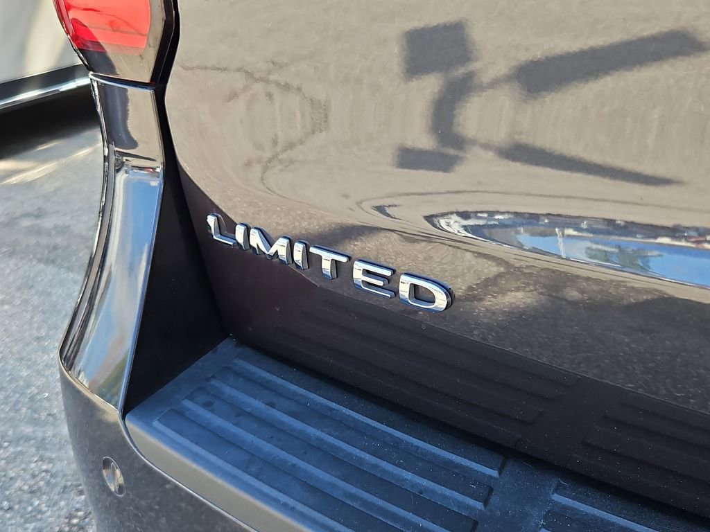 Used 2024 Ford Expedition Limited image 37