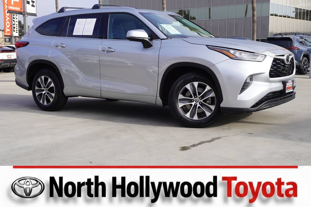 Used 2020 Toyota Highlander XLE