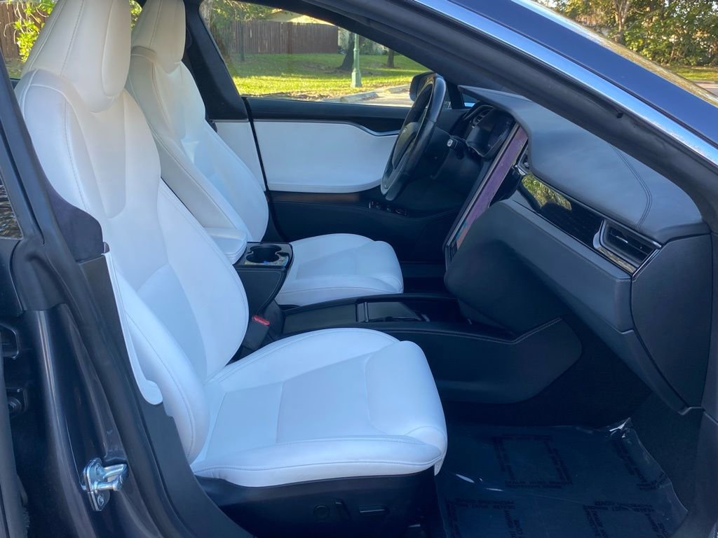 Used 2020 Tesla Model S Long Range Plus image 37