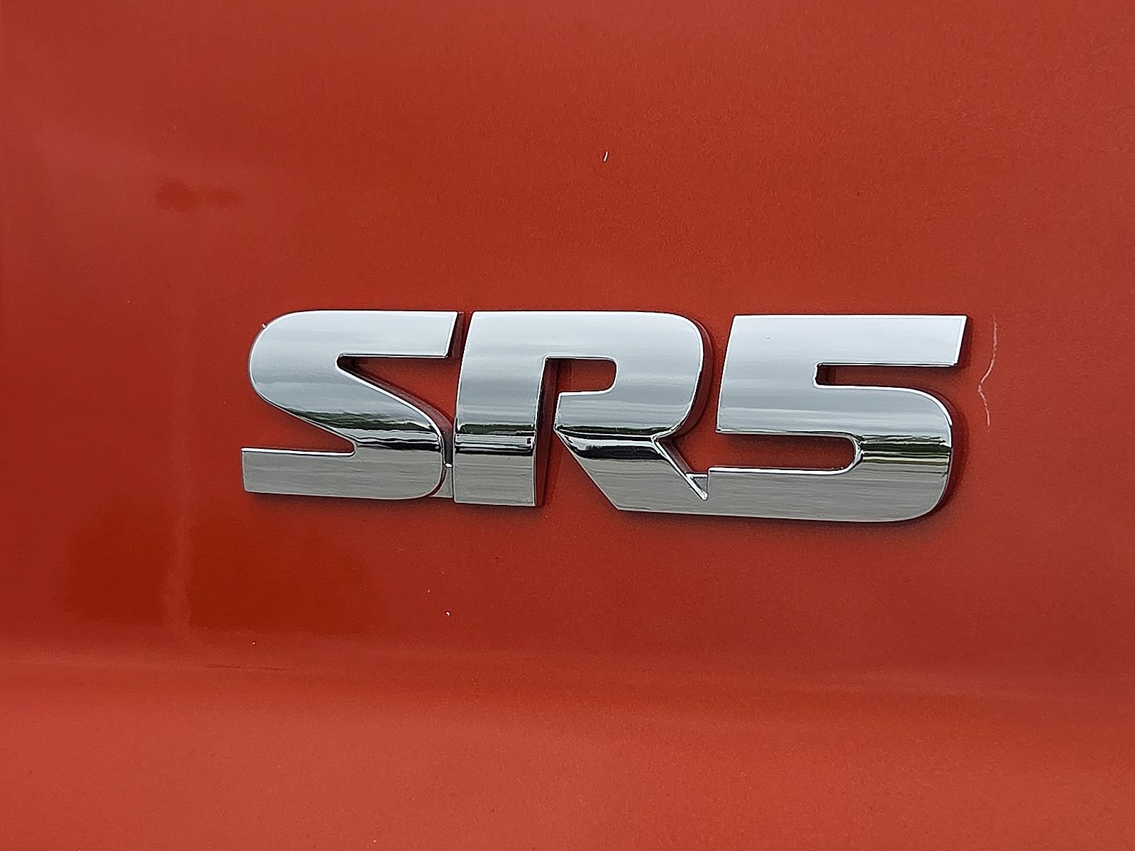 Used 2018 Toyota Tundra SR5 w/ TRD Off Road Package AWD/4WD image 9