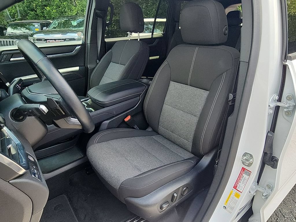 Certified 2025 GMC Acadia Elevation FWD image 20