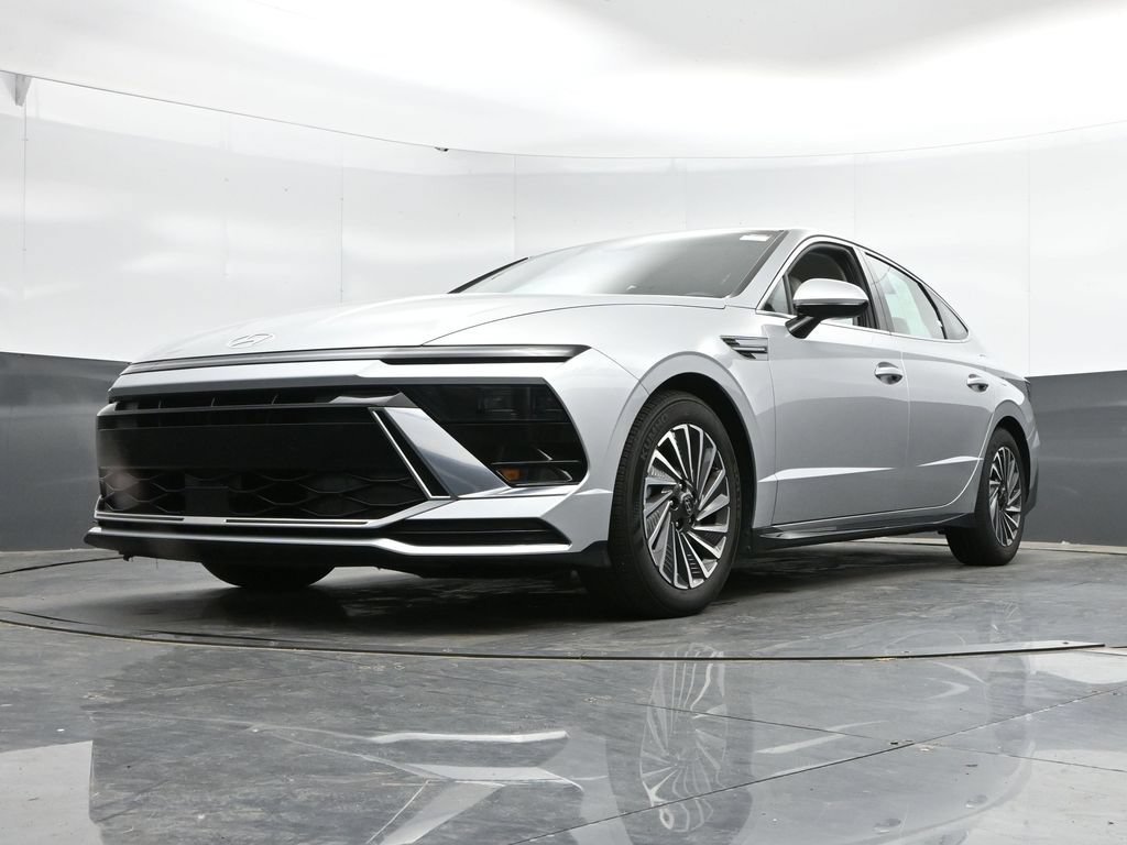 Certified 2025 Hyundai Sonata SEL FWD image 44