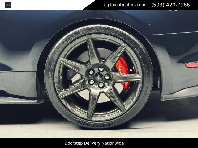Used 2021 Ford Mustang Shelby GT500 w/ Carbon Fiber Track Pack RWD image 38