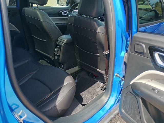 Used 2024 Jeep Compass Limited w/ Sun and Sound Group AWD/4WD image 16