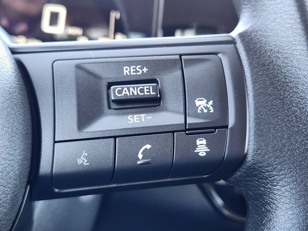 Certified 2025 Nissan Kicks SV w/ Charging Package AWD/4WD image 19