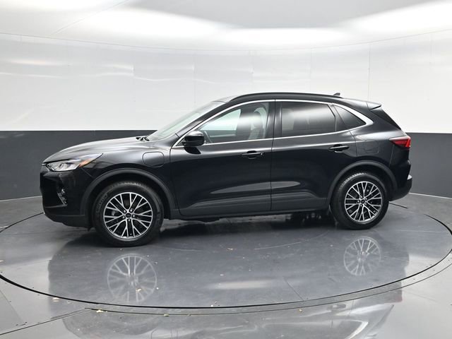 Used 2025 Ford Escape SE image 6