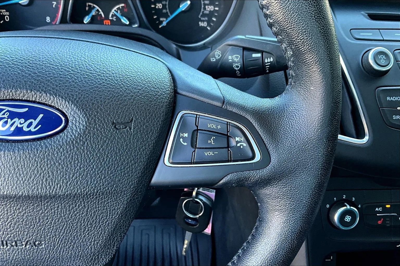 Used 2016 Ford Focus SE w/ Equipment Group 201A image 18