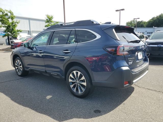 Certified 2023 Subaru Outback Touring XT AWD/4WD image 5
