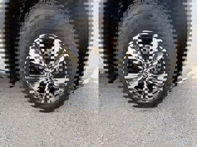 Used 2019 Nissan Murano SV w/ Premium Package image 5