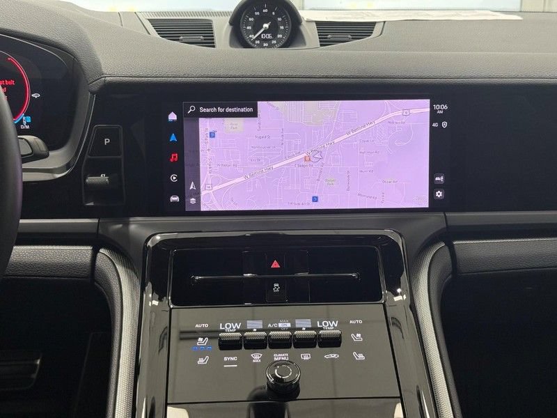 Certified 2025 Porsche Panamera 4 AWD/4WD image 15