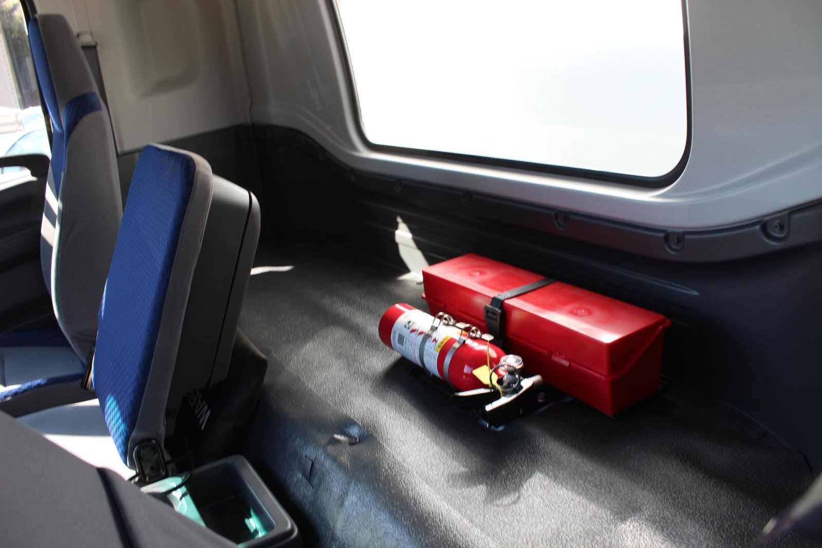 New 2025 Chevrolet Low Cab Forward 6500XD image 23