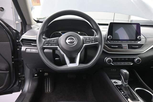 Used 2024 Nissan Altima 2.5 SV image 72