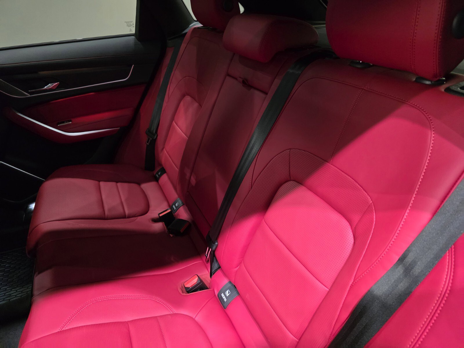 New 2026 Jaguar F-PACE R-Dynamic S image 12