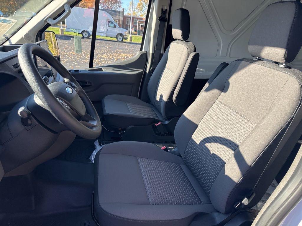 New 2026 Ford Transit 250 148 Medium Roof w/ Exterior Upgrade Package RWD image 21