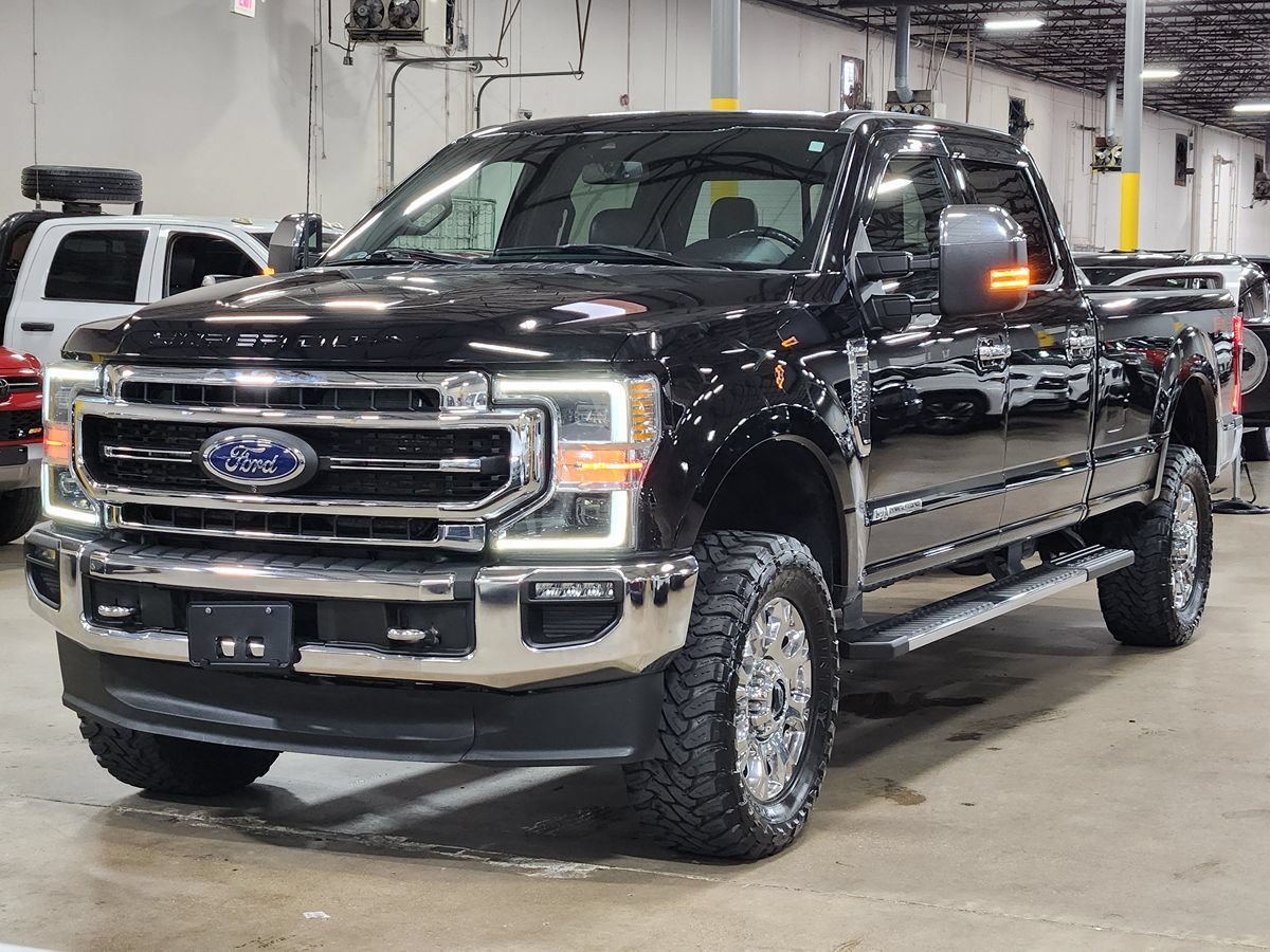 Used 2022 Ford F350 Lariat w/ Lariat Ultimate Package AWD/4WD image 2