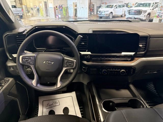 New 2026 Chevrolet Silverado 2500 LT w/ Trail Boss Package AWD/4WD image 4
